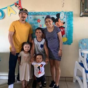 Meet your Posher, Victor